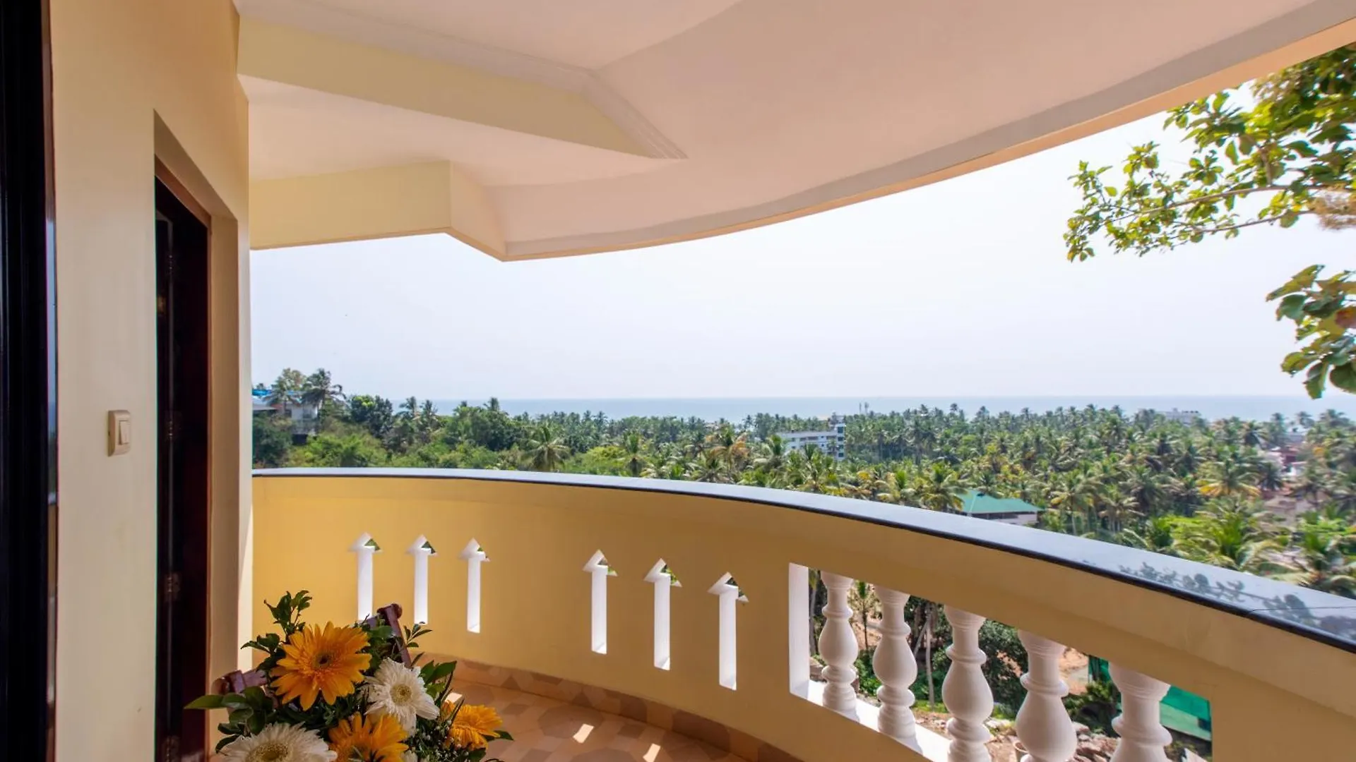*** Hotel Atreya Ayurveda Beach Retreat Kovalam India